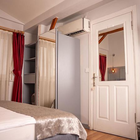 Corner Hot Hotell Istanbul Exteriör bild